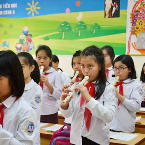 世界の子どもたちに器楽演奏を通じて、音楽の楽しさを伝え、豊かな心を育てる