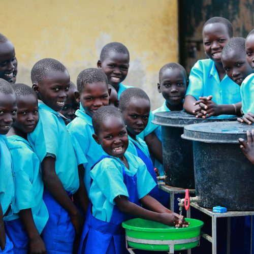 アフリカの人々を感染症から救いたい！サラヤの「100万人の手洗いプロジェクト」＆「病院で手の消毒100％プロジェクト」